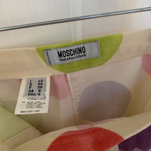 Moschino mini skirt - Picture 2 of 3